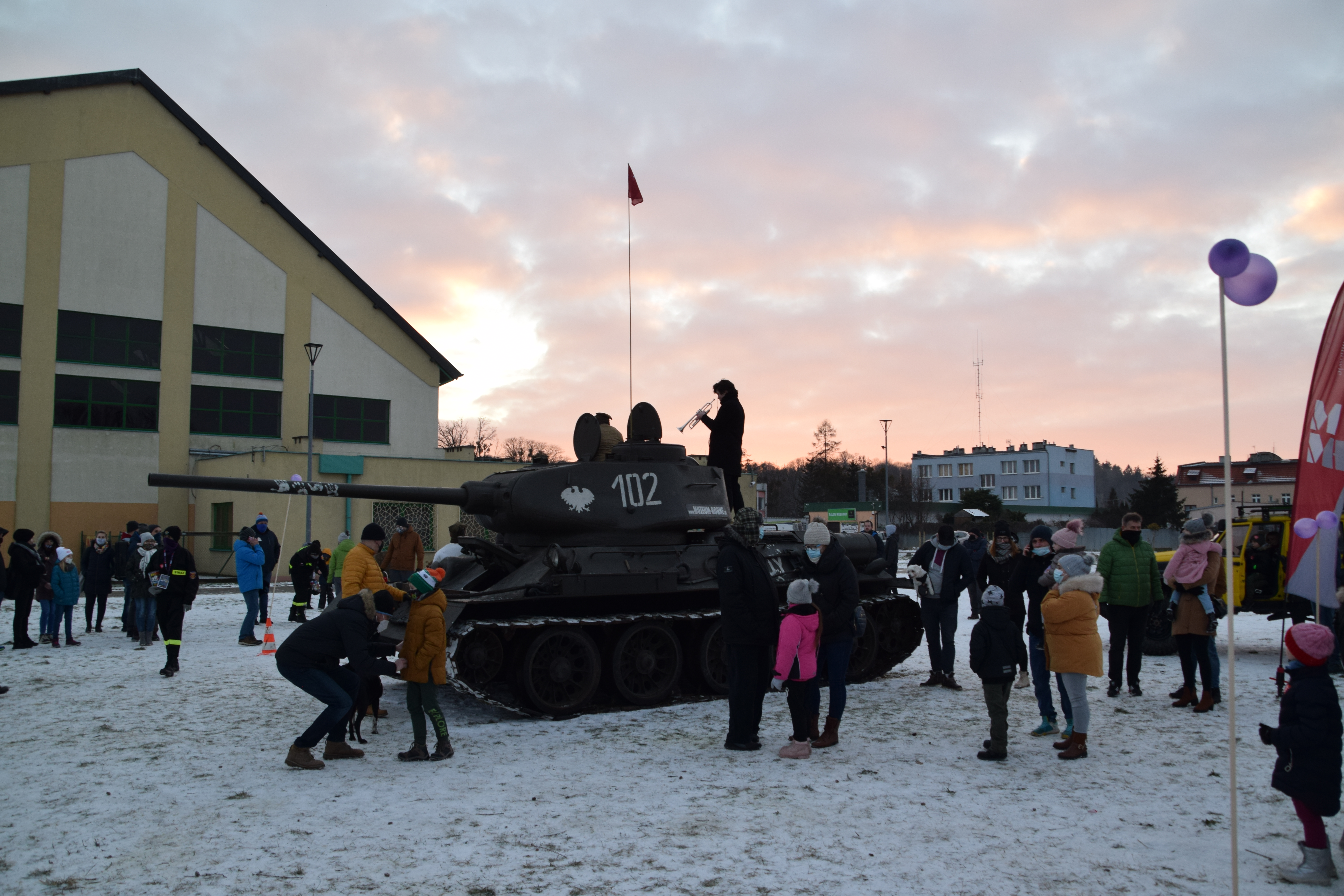 czołg w koronowie